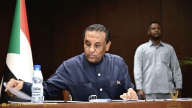 كامل إدريس